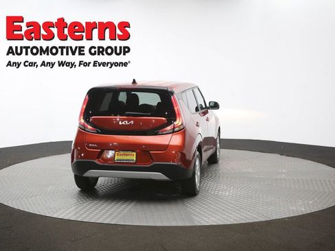 Used 2023 Kia Soul LX w/ Option Group 015 FWD image 39