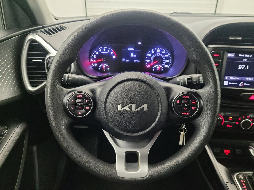 Used 2022 Kia Soul LX w/ Technology Package FWD image 22