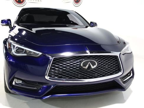 Used 2021 INFINITI Q60 3.0t Luxe w/ Essential Package RWD image 9