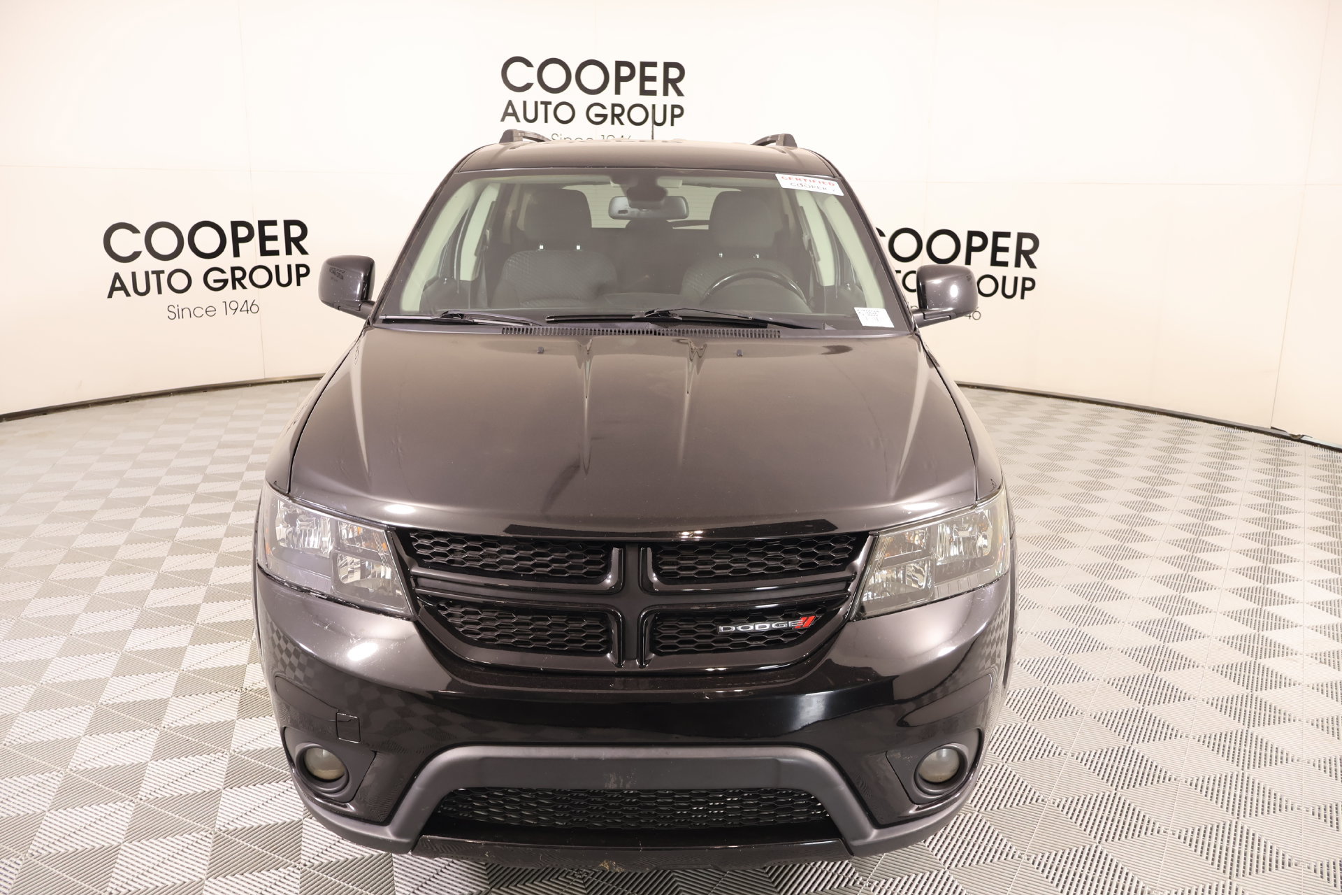 Used 2019 Dodge Journey SE FWD image 8