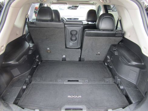 Used 2017 Nissan Rogue SL w/ SL Premium Package image 30