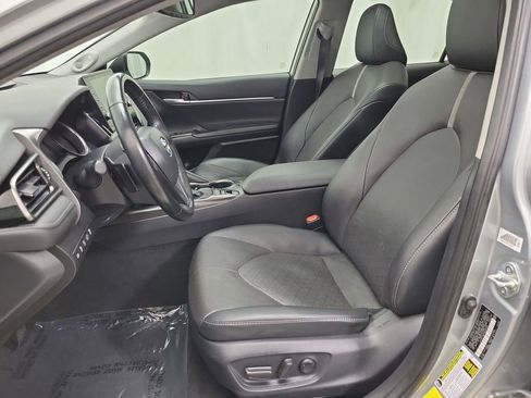 Used 2024 Toyota Camry XSE w/ Navigation Package image 8