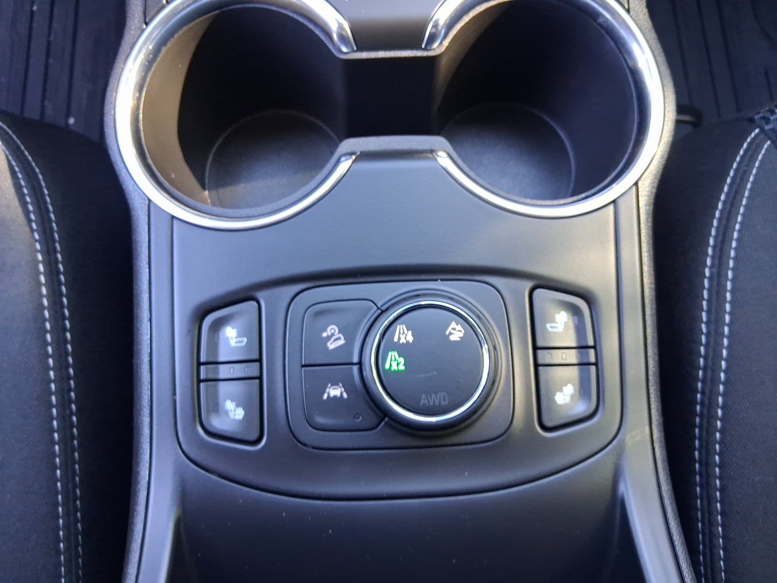 Used 2023 GMC Terrain SLE w/ Driver Convenience Package AWD/4WD image 27