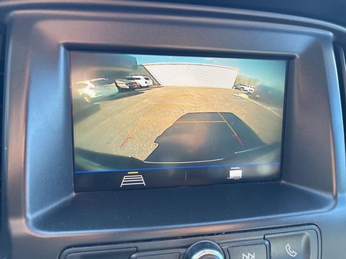 Used 2022 Chevrolet Colorado W/T w/ WT Convenience Package image 18