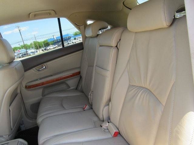 Used 2006 Lexus RX 330 AWD w/ Premium Plus Pkg image 16