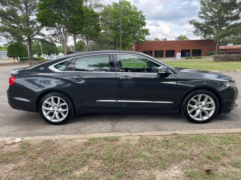 Used 2015 Chevrolet Impala LTZ image 6