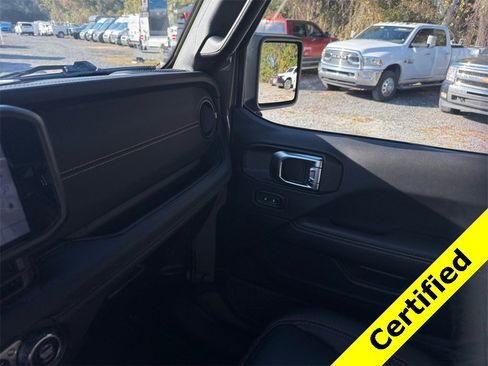 Certified 2025 Jeep Wrangler Unlimited Rubicon 392 image 28