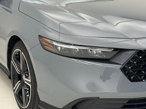 Certified 2025 Honda Accord Sport image 5