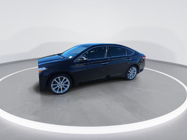 Used 2013 Toyota Avalon XLE Touring FWD image 4