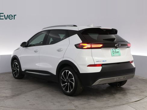 Used 2023 Chevrolet Bolt EUV Premier image 17