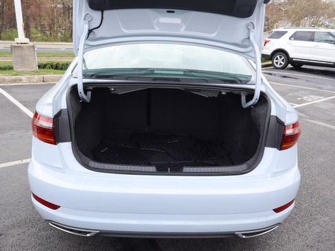 Used 2019 Volkswagen Jetta SEL Premium image 5