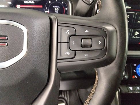 Used 2025 GMC Sierra 2500 AT4 image 12