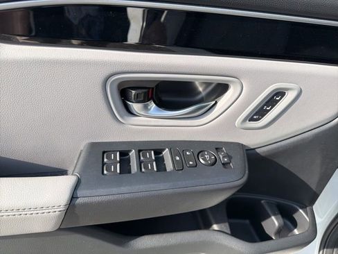 Used 2025 Honda Pilot EX-L image 6