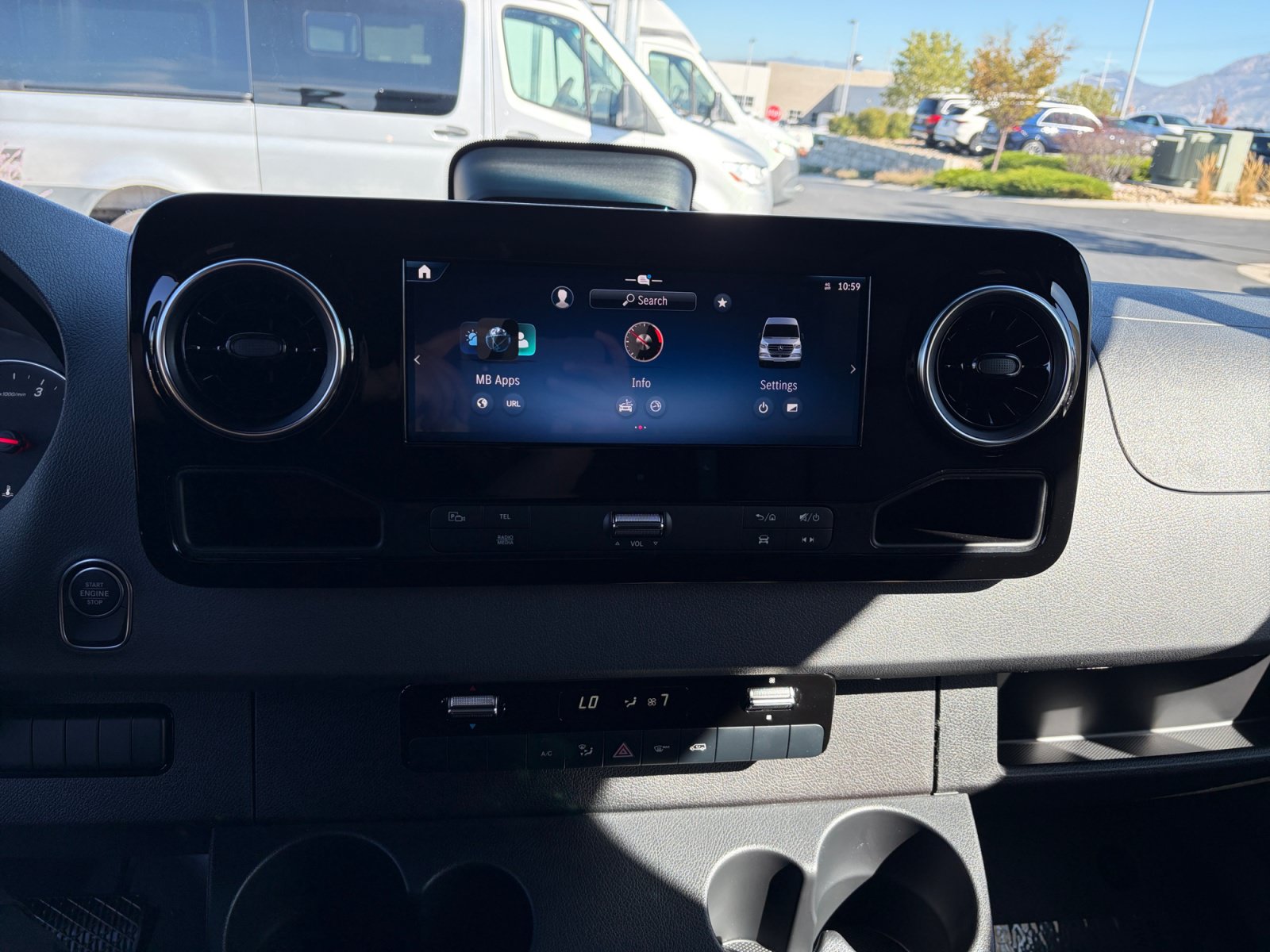 New 2026 Mercedes-Benz Sprinter 2500 image 32