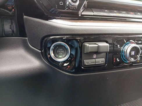 New 2026 GMC Sierra 1500 Elevation image 15