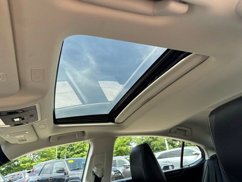 Used 2020 Lexus ES 350 w/ Premium Package FWD image 16