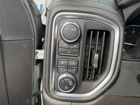 Used 2023 GMC Sierra 2500 SLE w/ SLE Value Package; image 19