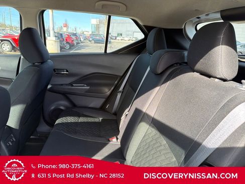 Certified 2024 Nissan Kicks SV image 28