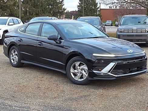 New 2026 Hyundai Sonata SE image 2