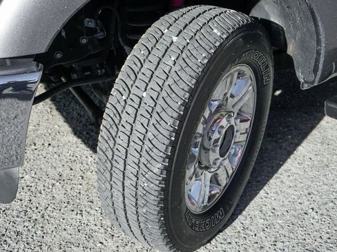 Used 2012 Ford F350 Lariat w/ Chrome Pkg image 41