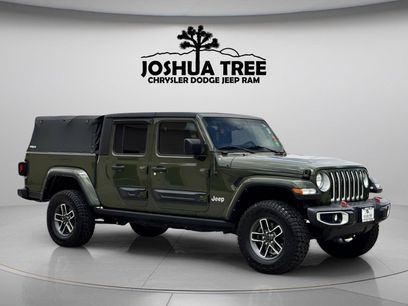 Used 2022 Jeep Gladiator Overland w/ Popular Equipment Package