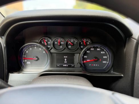 Used 2020 Chevrolet Silverado 1500 Custom w/ Custom Value Package RWD image 16