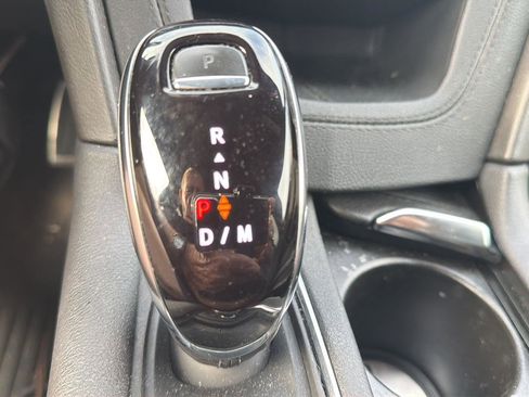 Used 2022 Cadillac XT5 Sportv w/ Technology Package AWD/4WD image 22