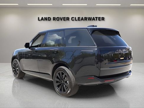 New 2026 Land Rover Range Rover SE AWD/4WD image 3
