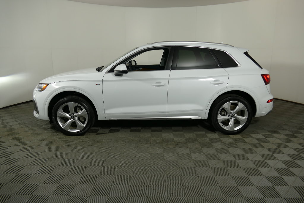 Used 2023 Audi Q5 2.0T Prestige w/ Prestige Package AWD/4WD image 6