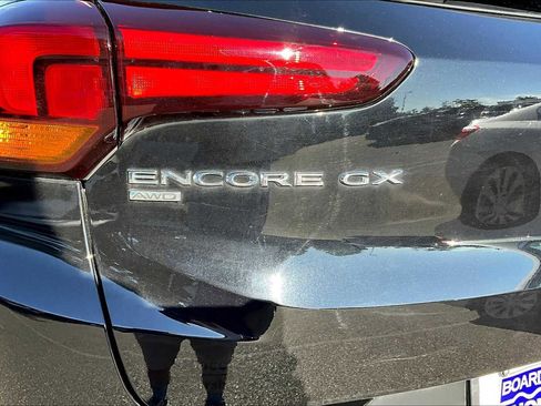 Used 2023 Buick Encore GX Preferred w/ Cold Weather Comfort Package image 31