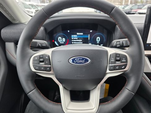 New 2026 Ford Explorer Active w/ Active Comfort Package image 15