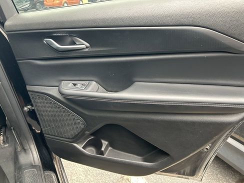 Used 2023 Jeep Grand Cherokee L Laredo image 8