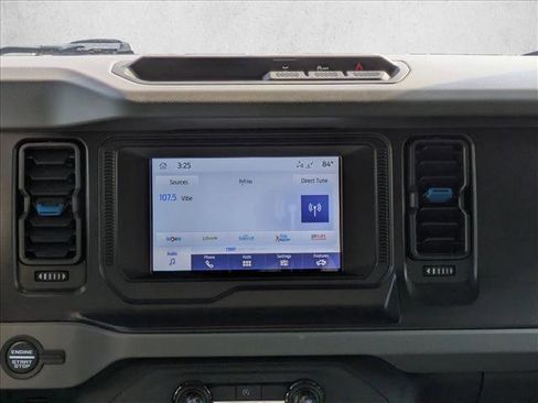 Used 2022 Ford Bronco Black Diamond image 20