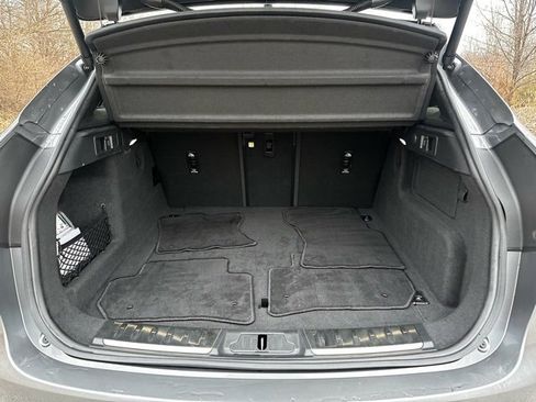 Used 2023 Jaguar F-PACE image 17