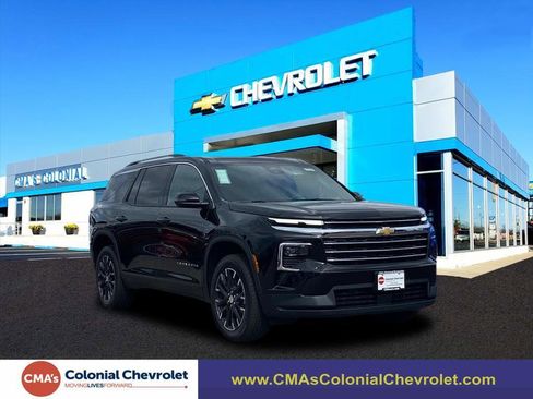 New 2026 Chevrolet Traverse LT w/ Sun and Wheel Package image 1