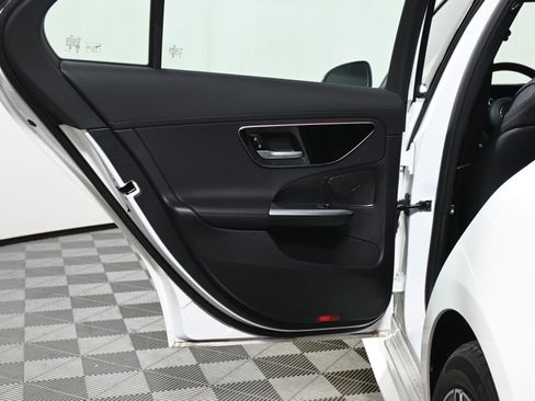 Certified 2025 Mercedes-Benz C 300 4MATIC Sedan image 30