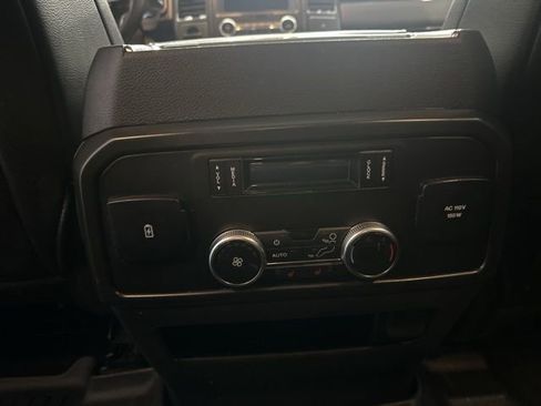 Used 2021 Ford Expedition Limited image 20