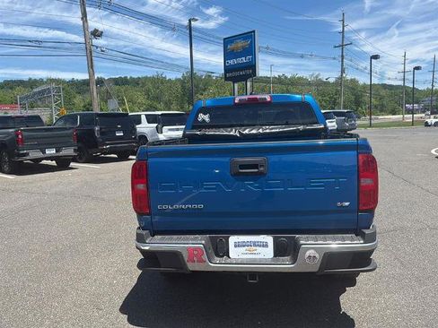Used 2022 Chevrolet Colorado W/T w/ WT Convenience Package AWD/4WD image 6