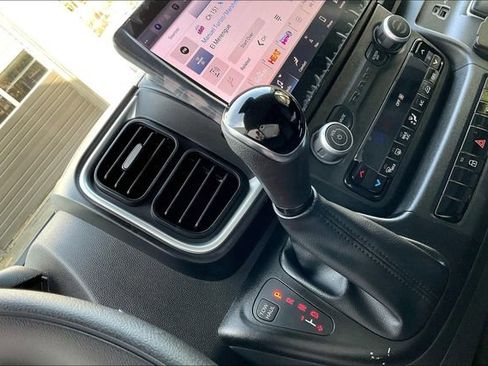 New 2025 RAM ProMaster 2500 w/ Quick Order Package 22G SLT image 9