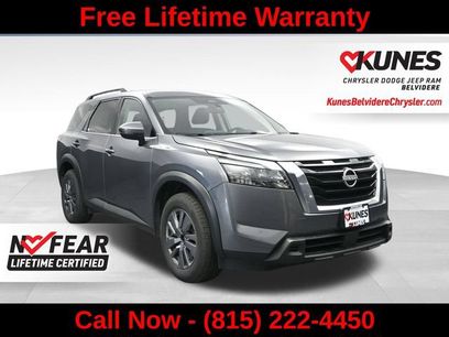 Used 2025 Nissan Pathfinder SV