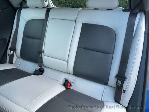Used 2017 Chevrolet Bolt Premier w/ Driver Confidence II Package FWD image 18