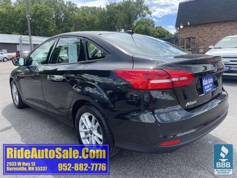 Used 2015 Ford Focus SE FWD image 7
