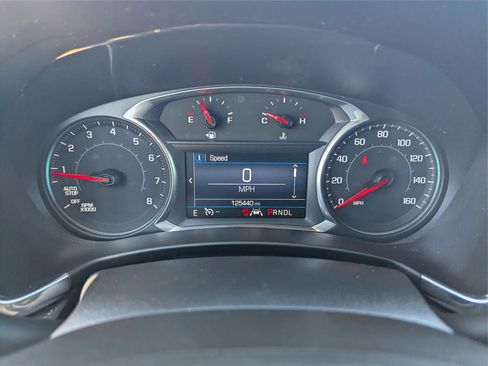 Used 2020 Chevrolet Equinox LT image 26