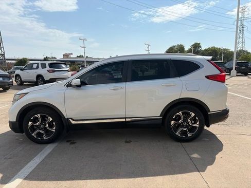 Certified 2018 Honda CR-V Touring image 4