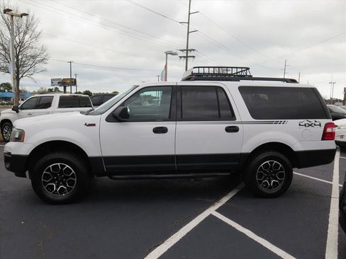 Used 2017 Ford Expedition EL XL image 6