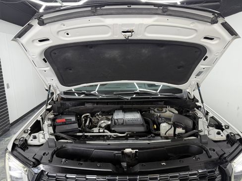 Used 2023 GMC Yukon Denali Ultimate image 33