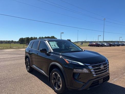 New 2026 Nissan Rogue SV image 5