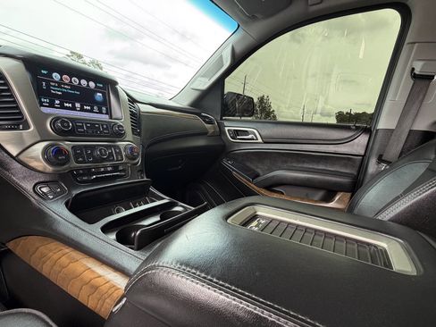 Used 2019 GMC Yukon XL Denali w/ Denali Ultimate Package image 34