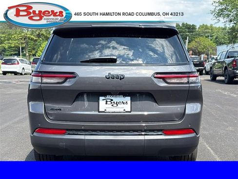 New 2025 Jeep Grand Cherokee L Altitude image 33