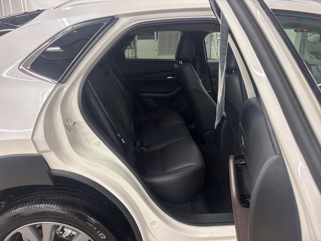 Certified 2025 MAZDA CX-30 AWD 2.5 S w/ Premium Package image 9